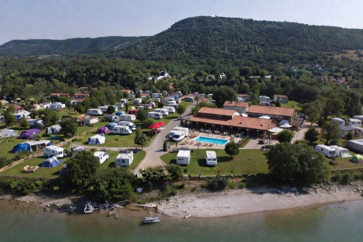 La Grand’Terre : camping familial où se reposer et découvrir l’Ardèche !