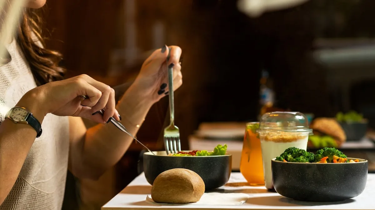 organiser les repas de la semaine — Organiser les repas de la semaine en famille : la méthode qui tient - 0-100-ans.com